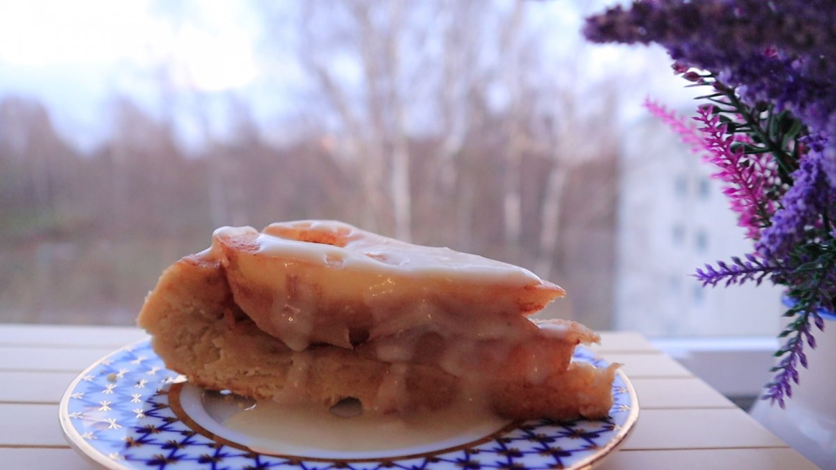 Pear tarte tatin vegan